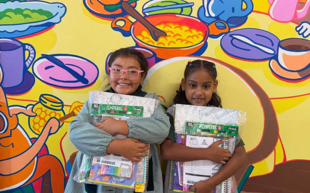 ¡Entrega de Útiles Escolares!